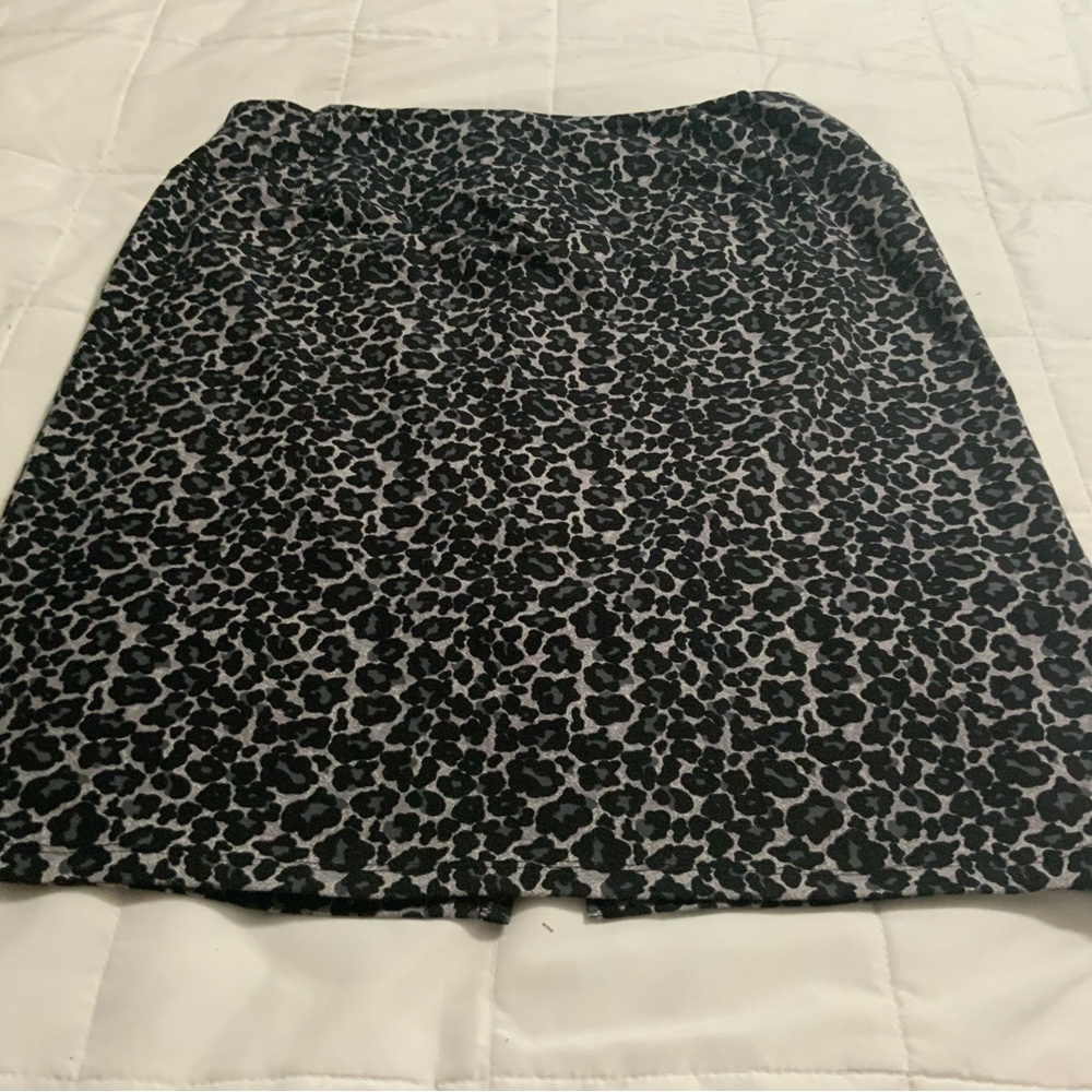 Women with Control Leopard Print Pencil Skirt
